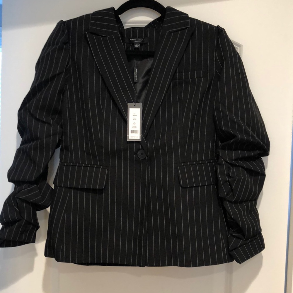 Romeo & Juliet Couture Blazer